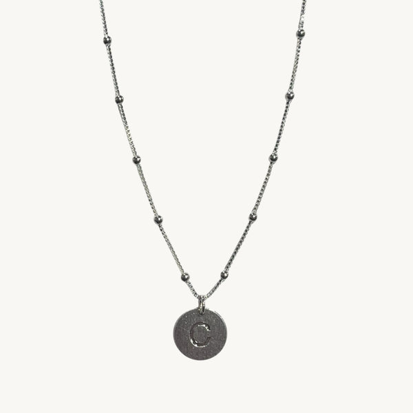 Collar plata Letra Gabriela