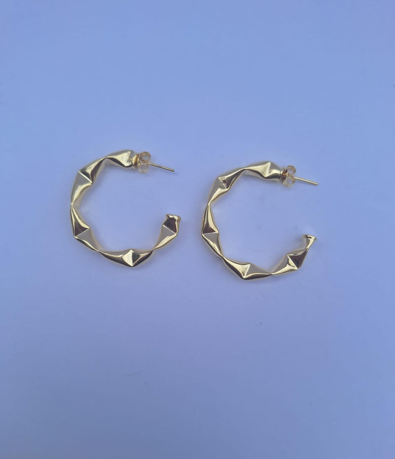 ARGOLLAS BOR IRREGULAR CHICA