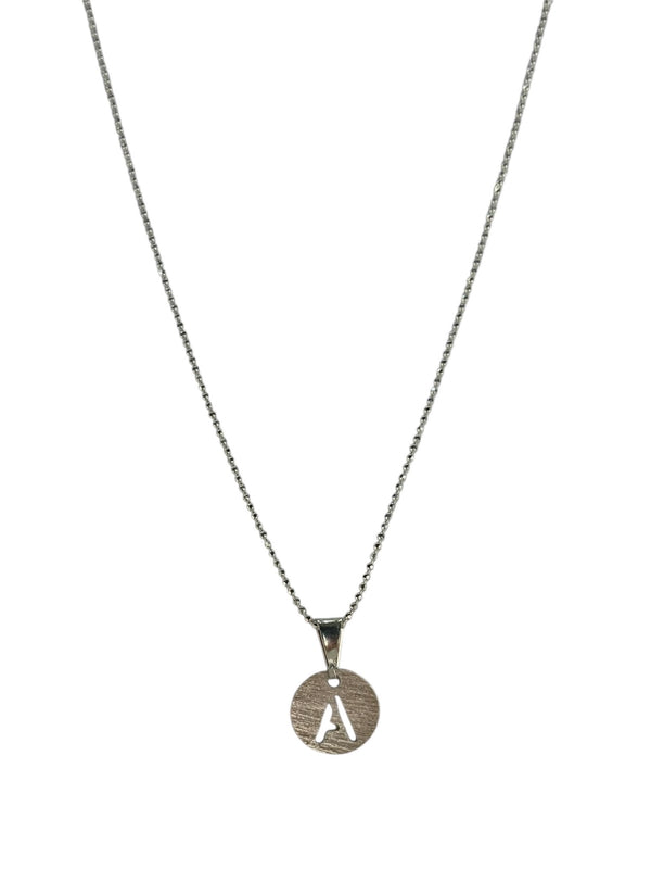 COLLAR PLATA LETRA CALA