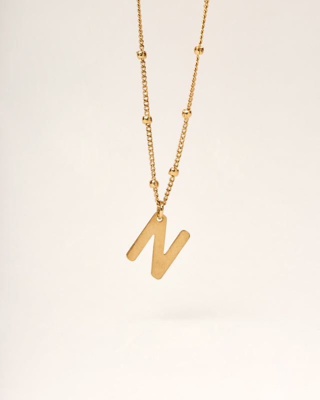COLLAR ORO LETRA CATALINA