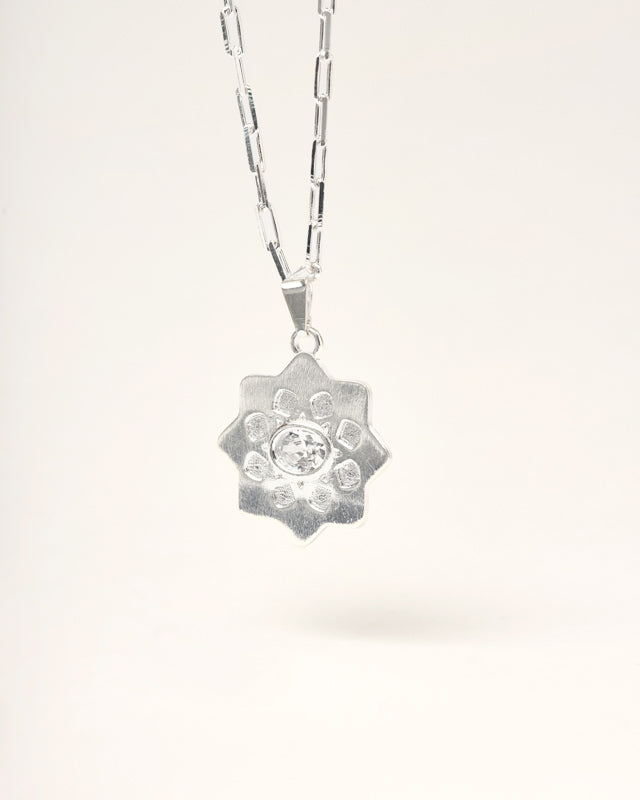 COLLAR BPL FLORA