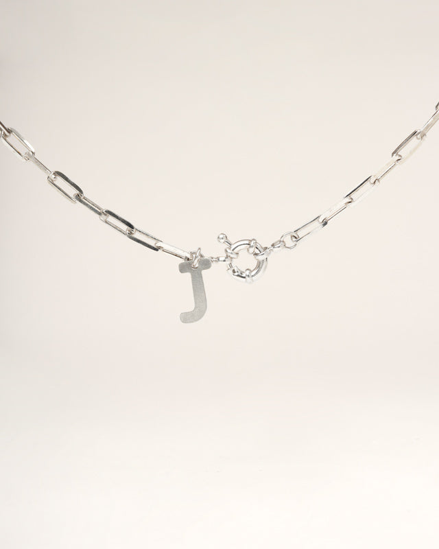 COLLAR PLATA SIMONA INICIAL  40 CM
