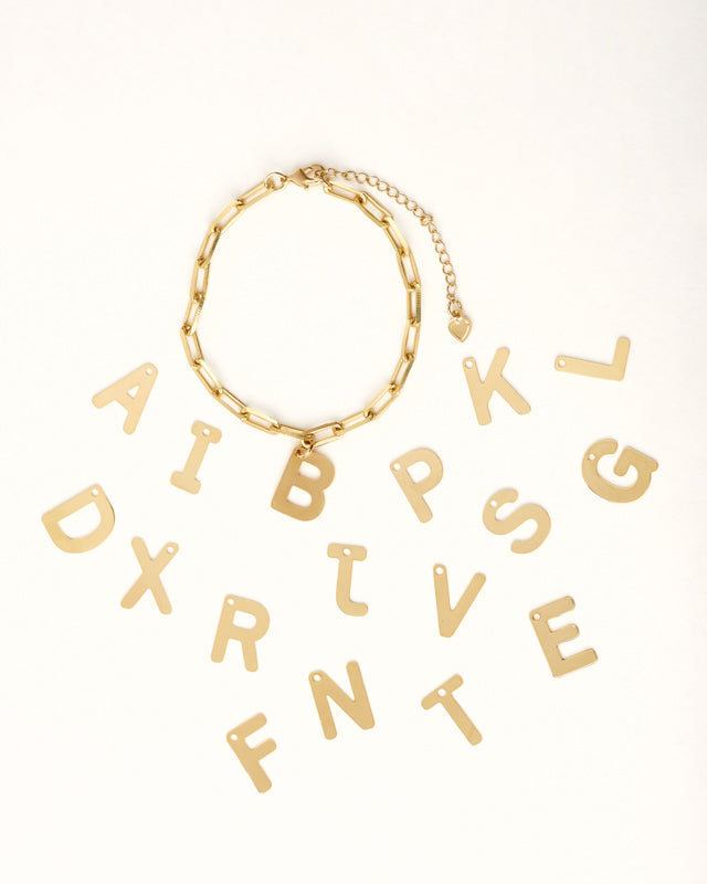 PULSERA ORO ESLABON LETRA CATALINA